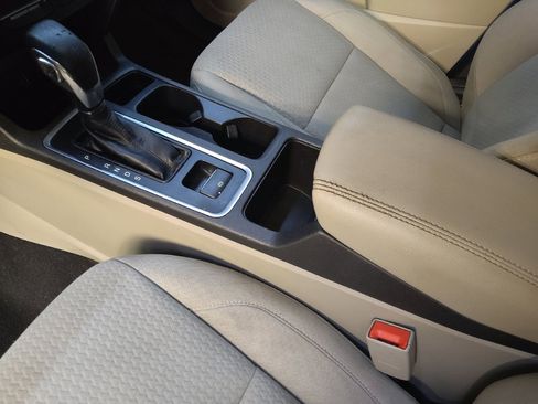 Used 2018 Ford Escape SE image 26