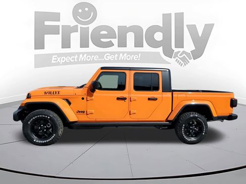 New 2026 Jeep Gladiator Sport image 2