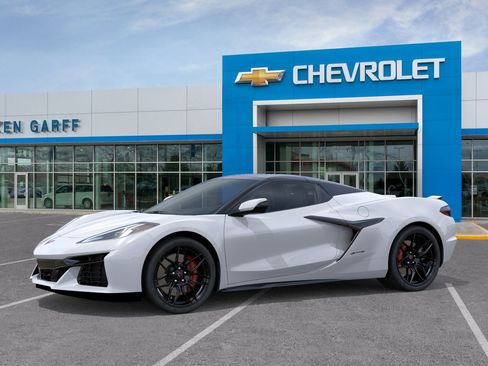 New 2026 Chevrolet Corvette Z06 RWD image 2