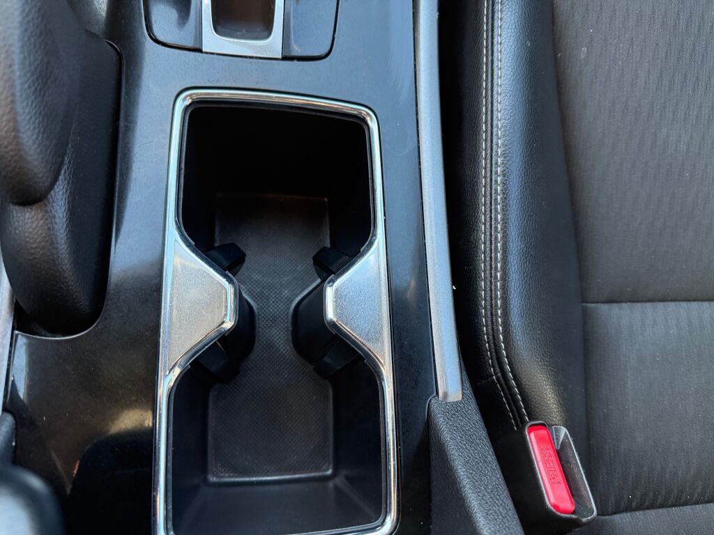 Used 2016 Honda Accord Sport image 21