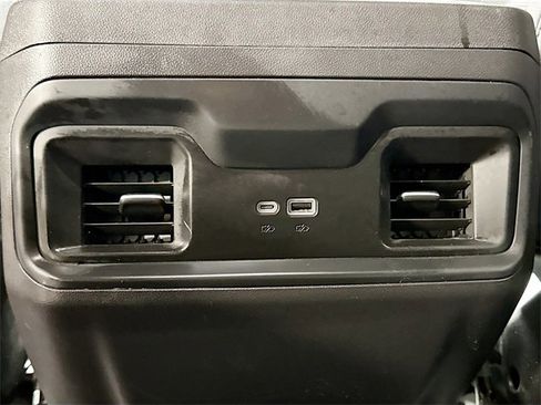 Used 2023 Chevrolet Silverado 1500 LT Trail Boss w/ Convenience Package II image 29