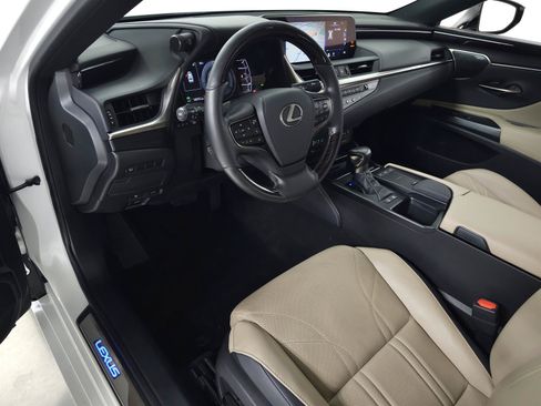 Used 2021 Lexus ES 300h w/ Accessory Package 2 FWD image 14