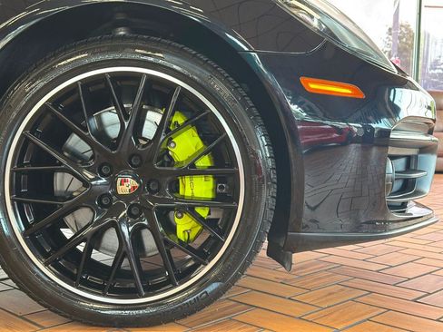 Used 2021 Porsche Panamera 4S image 11