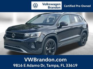 Certified 2023 Volkswagen Taos SE w/ Panoramic Sunroof Package FWD 360° Tour