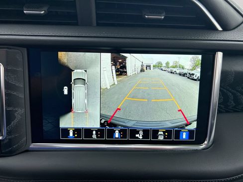 Used 2022 GMC Yukon Denali AWD/4WD image 20