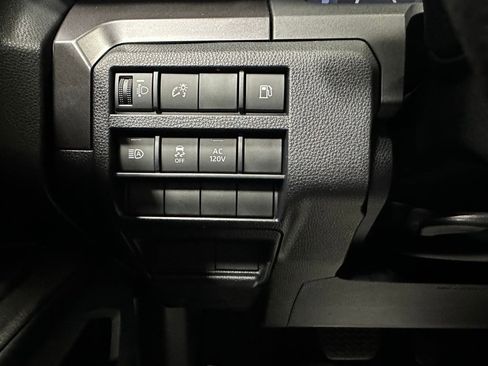 Used 2025 Toyota 4Runner TRD Off-Road image 18