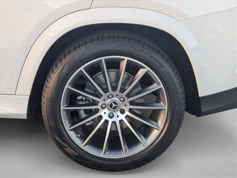 New 2026 Mercedes-Benz GLE 450 4MATIC Coupe image 9