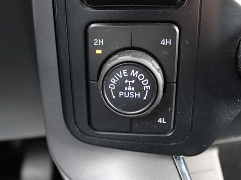 Used 2024 Ford F150 XLT w/ Mobile Office Package image 25