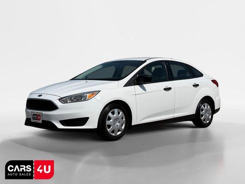 Used 2017 Ford Focus S FWD image 3