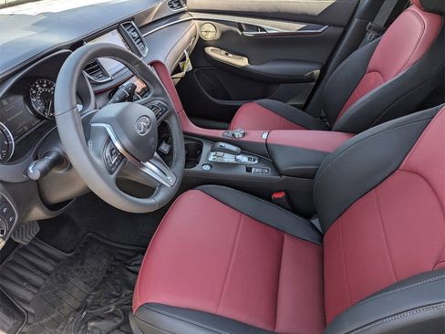 New 2025 INFINITI QX50 Sport image 22