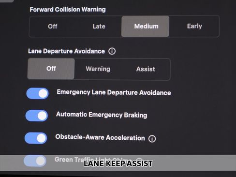 Used 2024 Tesla Model Y Performance AWD/4WD image 6