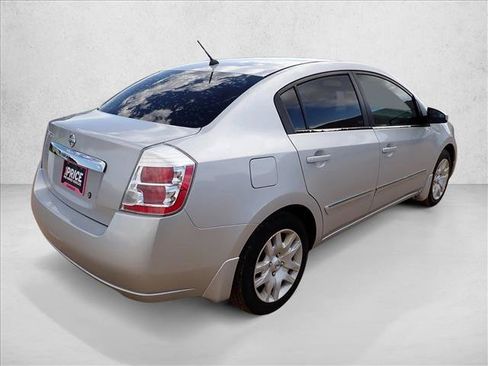 Used 2010 Nissan Sentra 2.0 S FWD image 4