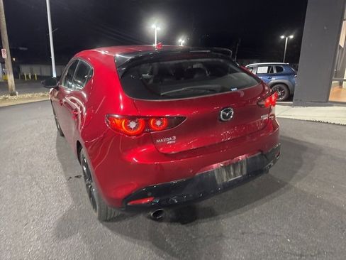 Used 2024 MAZDA MAZDA3 Hatchback w/Premium Plus Pkg image 8