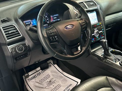 Used 2019 Ford Explorer Sport w/ Equipment Group 401A AWD/4WD image 11