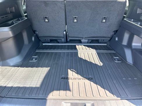 New 2026 Toyota 4Runner SR5 AWD/4WD image 26
