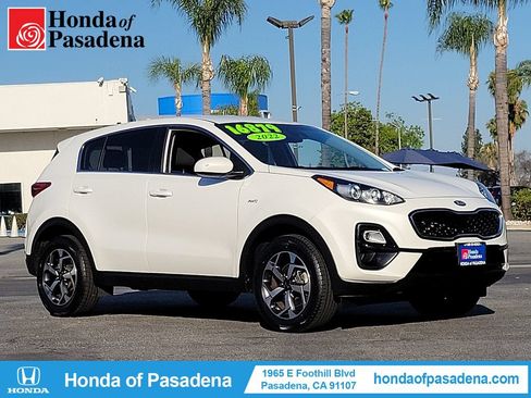 Used 2022 Kia Sportage LX AWD/4WD image 8