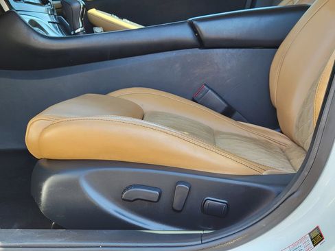 Used 2016 Nissan Maxima SR image 21