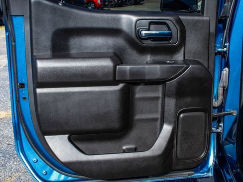 Used 2024 Chevrolet Silverado 1500 Custom AWD/4WD image 11