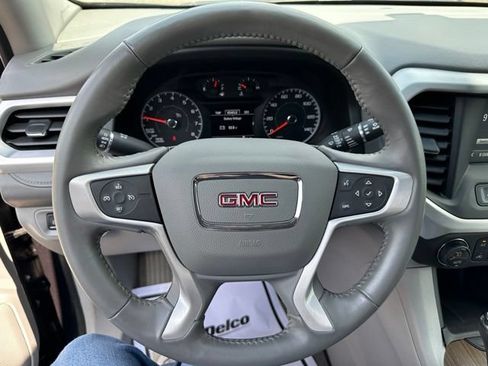 Used 2019 GMC Acadia SLE FWD image 12