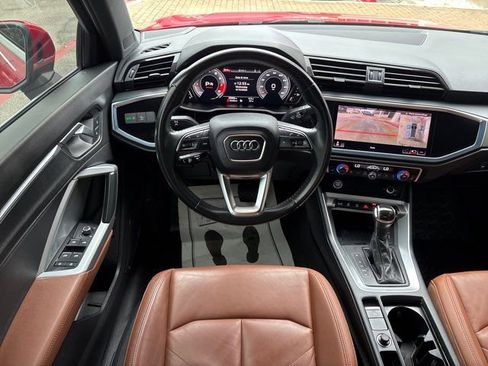 Used 2020 Audi Q3 2.0T Prestige w/ Prestige Package image 23