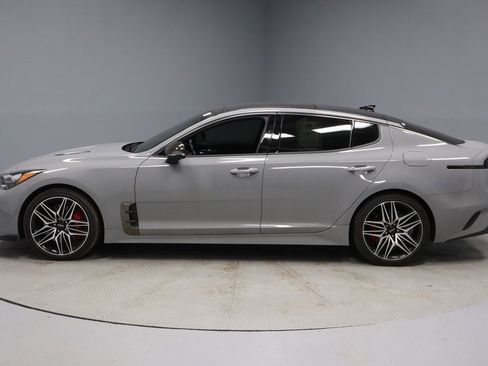 Used 2023 Kia Stinger GT2 image 11