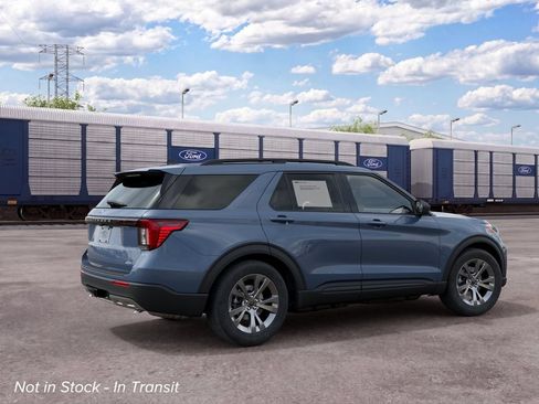 New 2027 Ford Explorer Active w/ Active Comfort Package AWD/4WD image 6