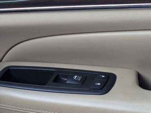 Used 2014 Jeep Grand Cherokee Limited w/ Luxury Group II image 11