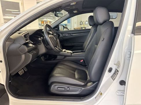 Used 2020 Honda Civic Sport Touring image 17