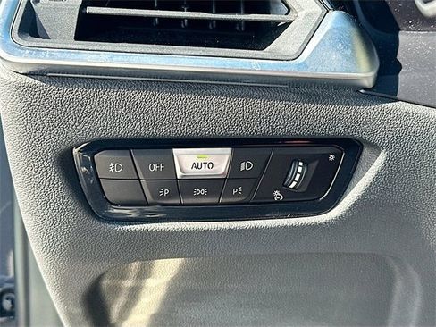 Used 2022 BMW 430i Convertible w/ M Sport Package image 10