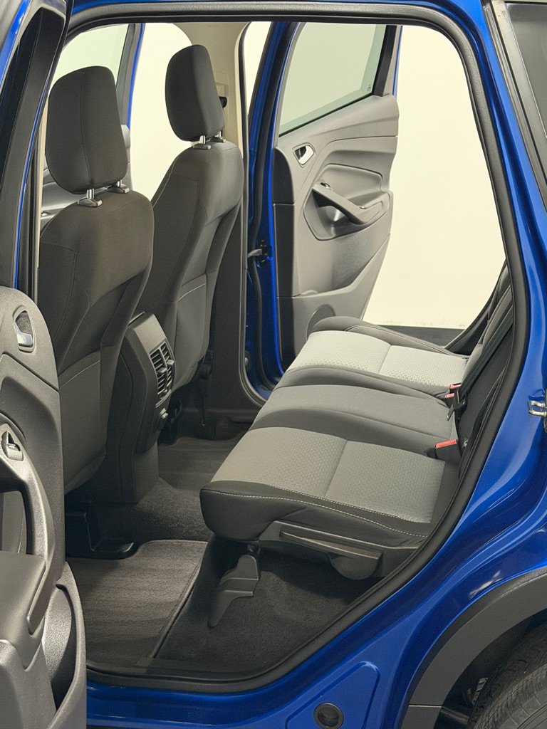 Used 2018 Ford Escape SE AWD/4WD image 9