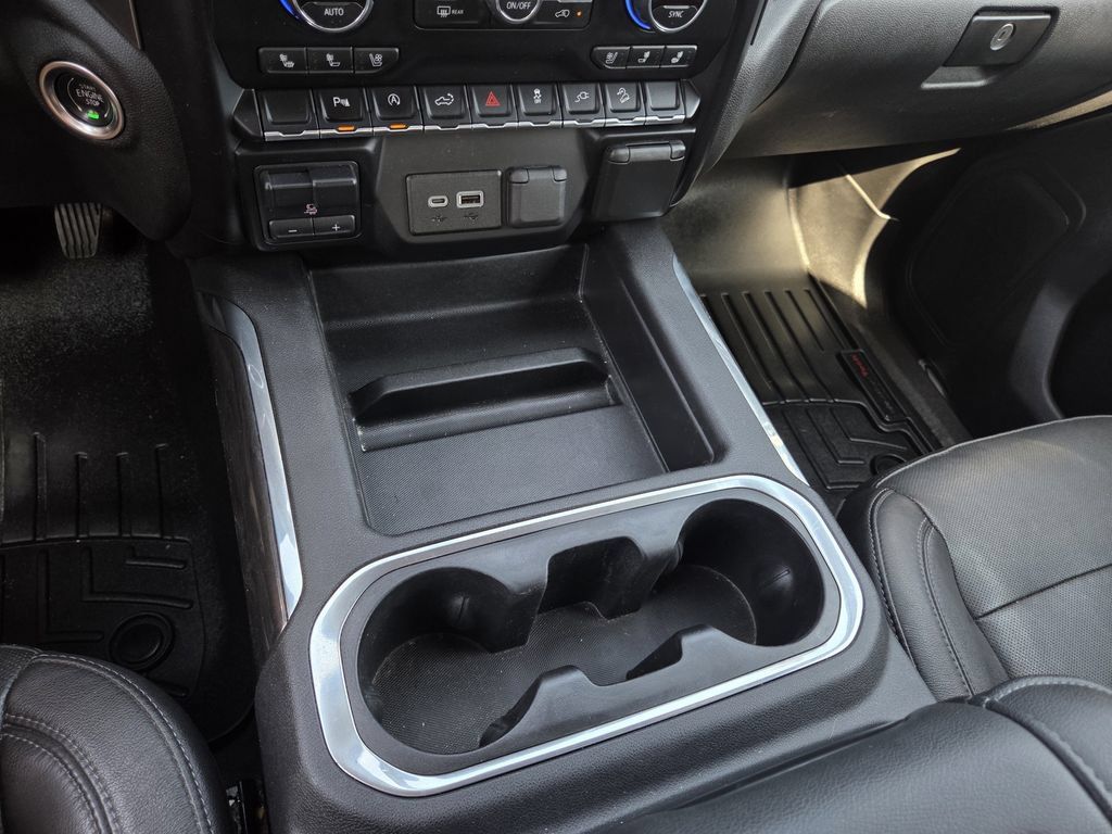 Used 2019 Chevrolet Silverado 1500 LTZ w/ LTZ Plus Package AWD/4WD image 14