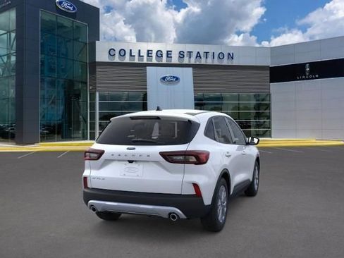 New 2026 Ford Escape Active image 8