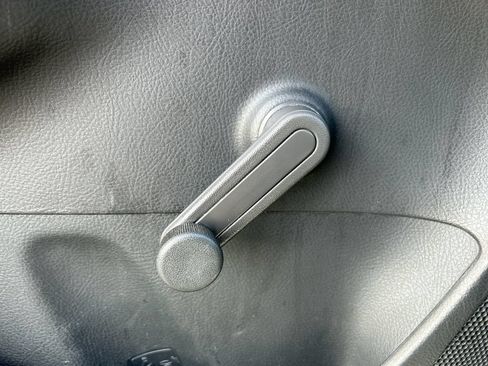 Used 2007 Toyota Yaris Sedan FWD image 12