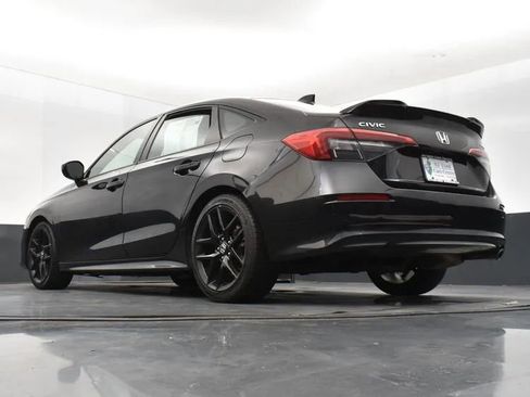 Used 2022 Honda Civic Sport image 11