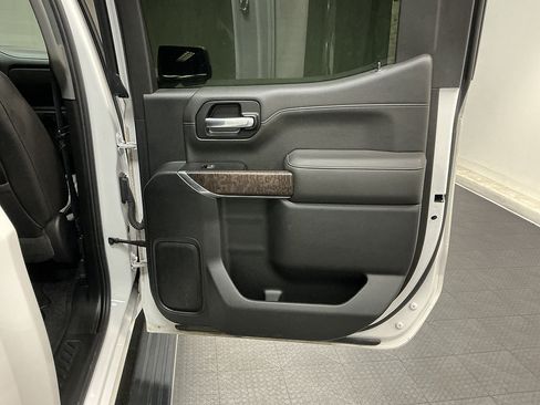 Used 2019 GMC Sierra 1500 Denali w/ Denali Ultimate Package AWD/4WD image 37