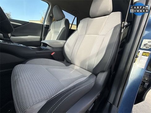 Certified 2022 Subaru Outback Premium image 11