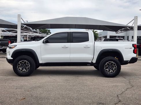 Certified 2025 Chevrolet Colorado ZR2 w/ Technology Package AWD/4WD image 4