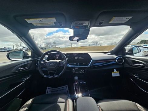 New 2026 Chevrolet Trax RS FWD image 12