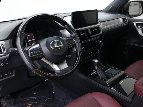 Used 2022 Lexus GX 460 Premium w/ Accessory Package AWD/4WD image 18