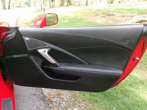 Used 2014 Chevrolet Corvette Stingray Coupe w/ 2LT Preferred Equipment Group RWD image 27