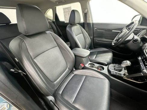 Certified 2025 Kia Seltos EX w/ EX Sunroof Package AWD/4WD image 27