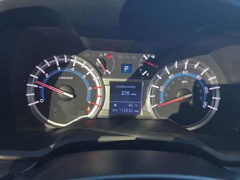 Used 2015 Toyota 4Runner SR5 image 22