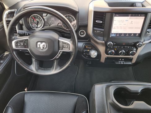 Used 2022 RAM 1500 Laramie AWD/4WD image 30