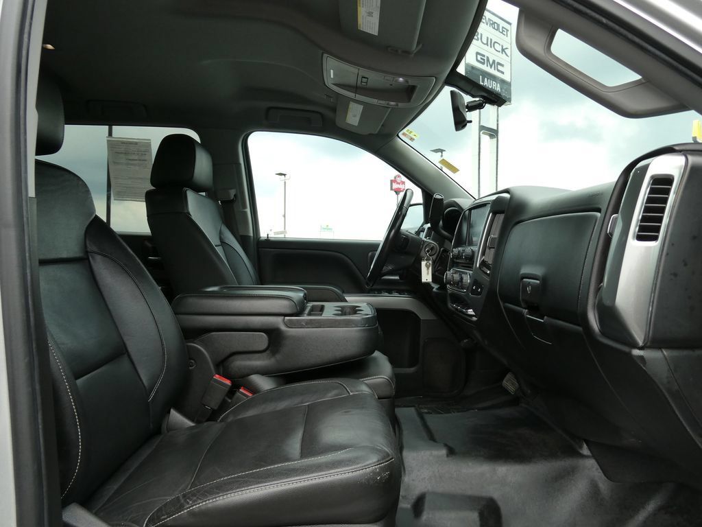 Used 2018 Chevrolet Silverado 1500 LT w/ All Star Edition AWD/4WD image 13