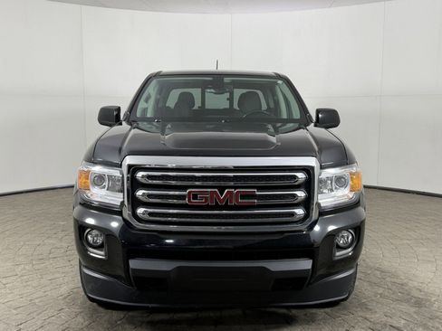 Used 2018 GMC Canyon SLE w/ SLE Convenience Package image 2
