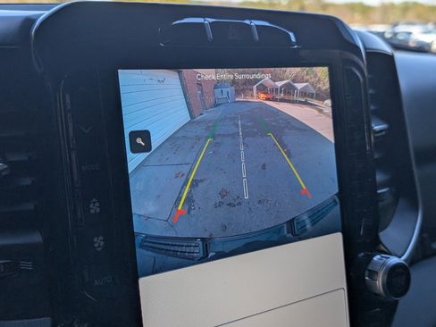 Used 2023 RAM 1500 Big Horn image 27