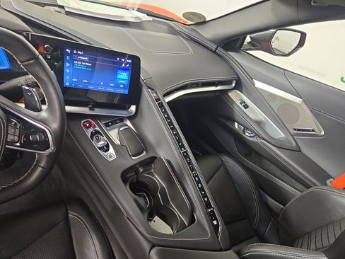 Used 2025 Chevrolet Corvette Stingray Preferred Cpe w/ Z51 Performance Package RWD image 23