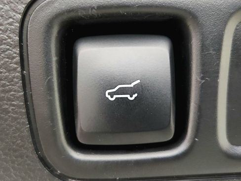 Used 2019 Ford Expedition Limited w/ Equipment Group 303A AWD/4WD image 38