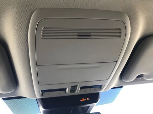 Used 2024 MAZDA CX-90 3.3 Turbo w/ Preferred Package image 29