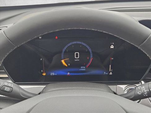 New 2026 Chevrolet Trax ACTIV w/ Sunroof Package FWD image 11